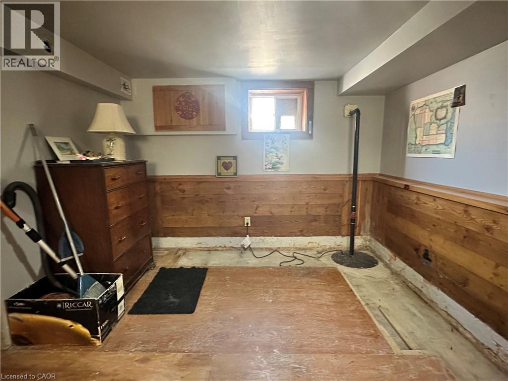 618 PINE Street - 25
