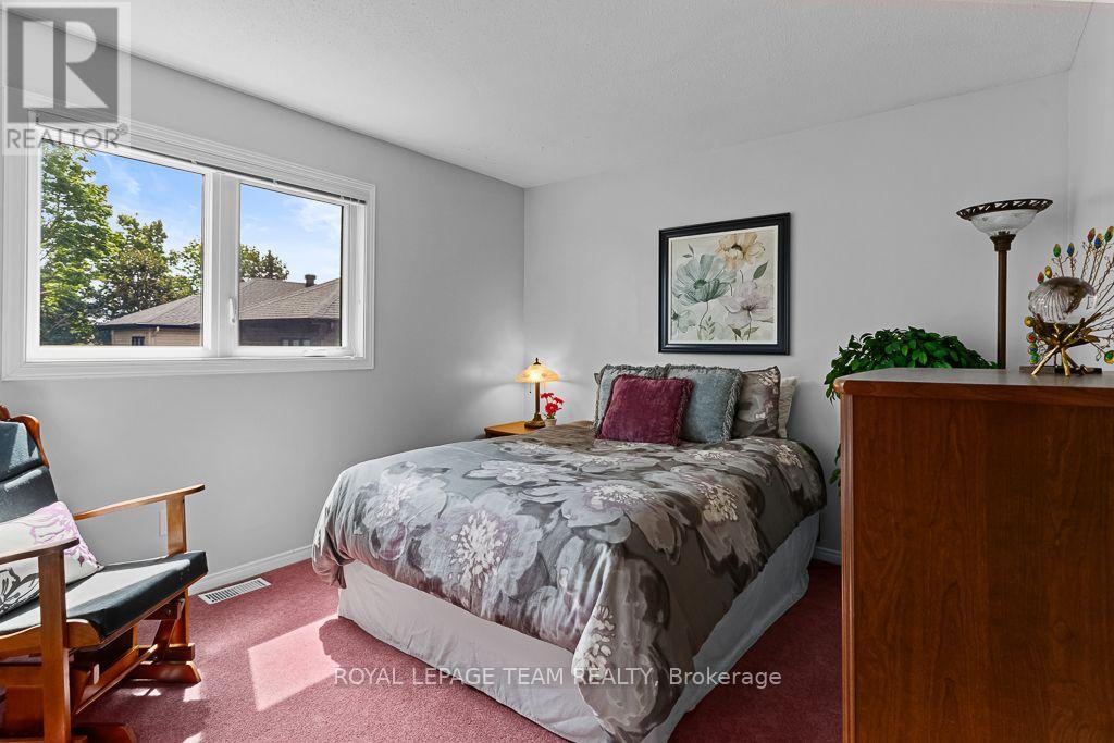 2756 MASSICOTTE LANE - Image 18