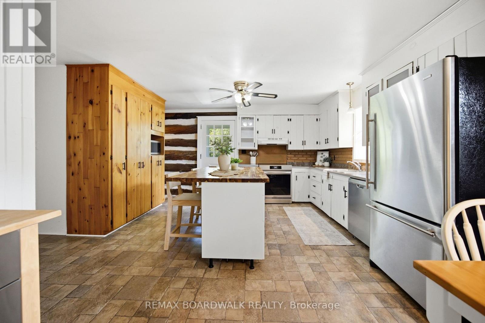 394 KENYON ROAD - Image 12
