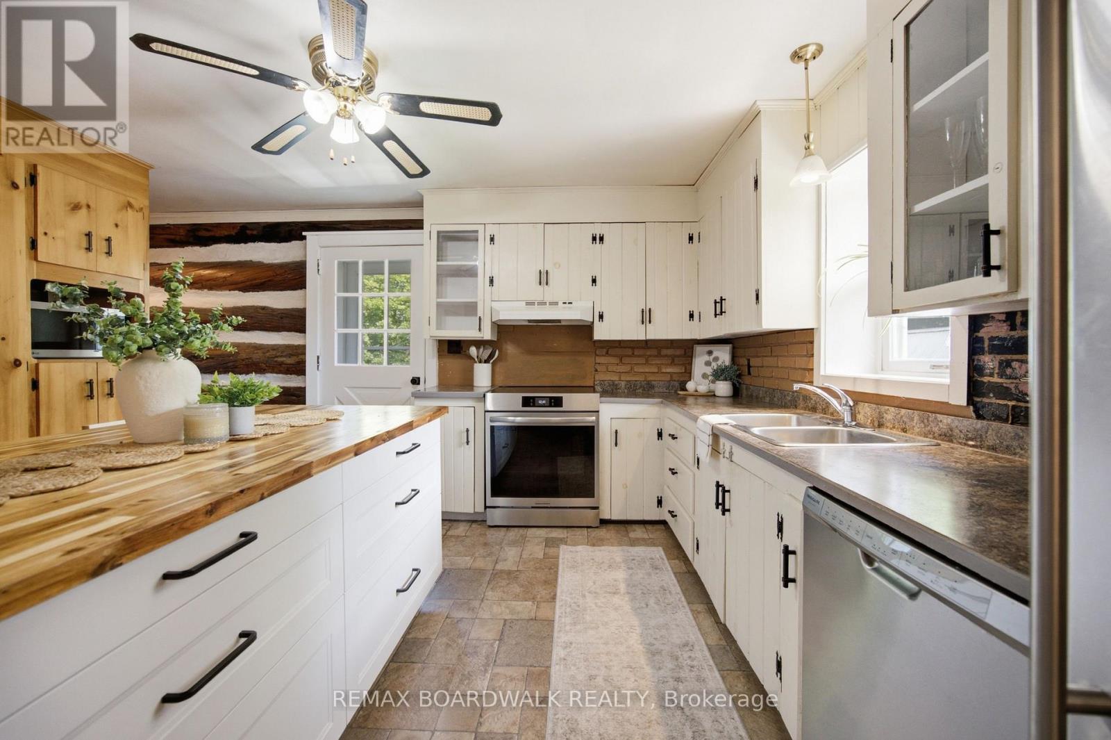 394 KENYON ROAD - Image 13