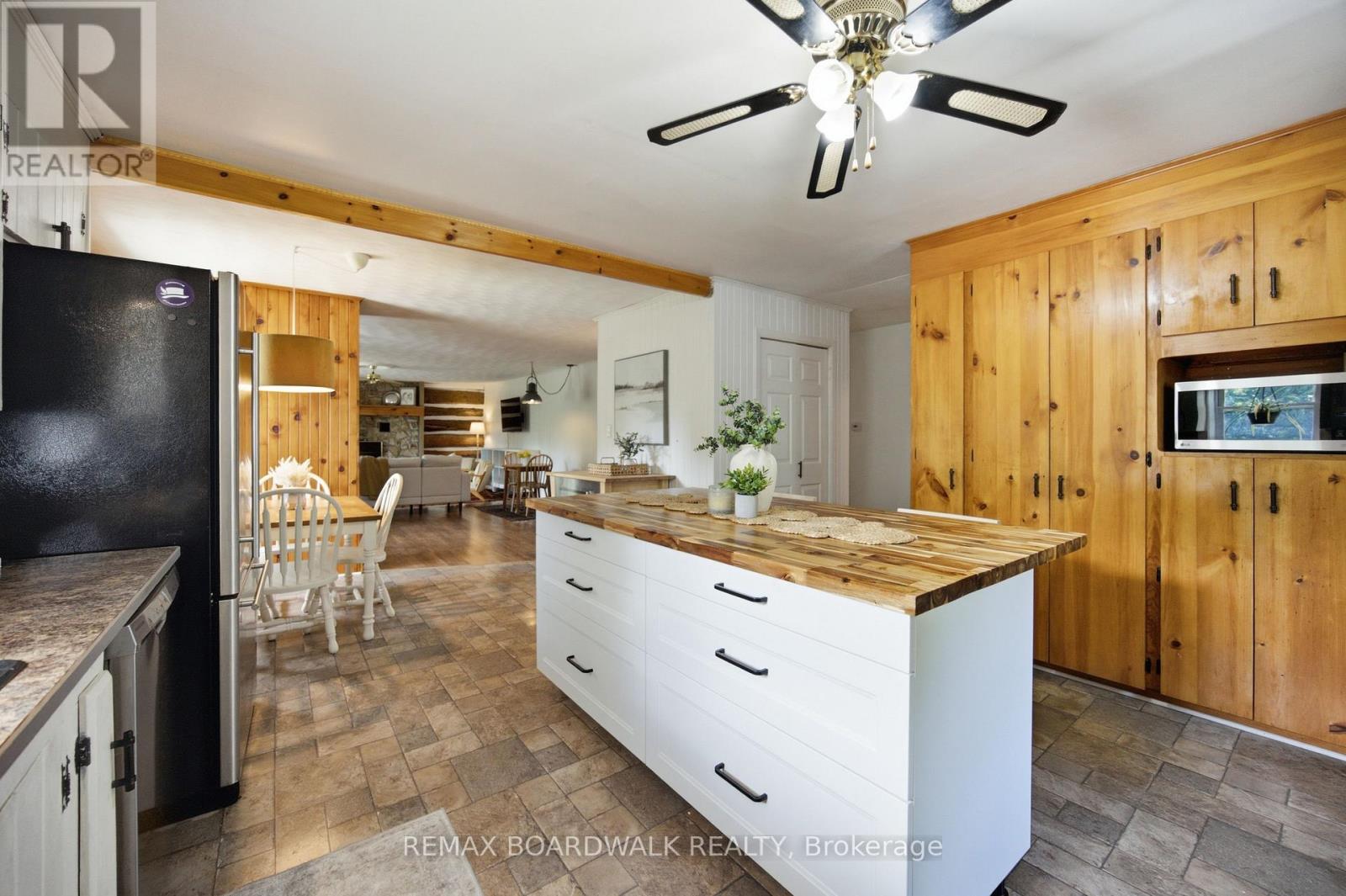 394 KENYON ROAD - Image 14