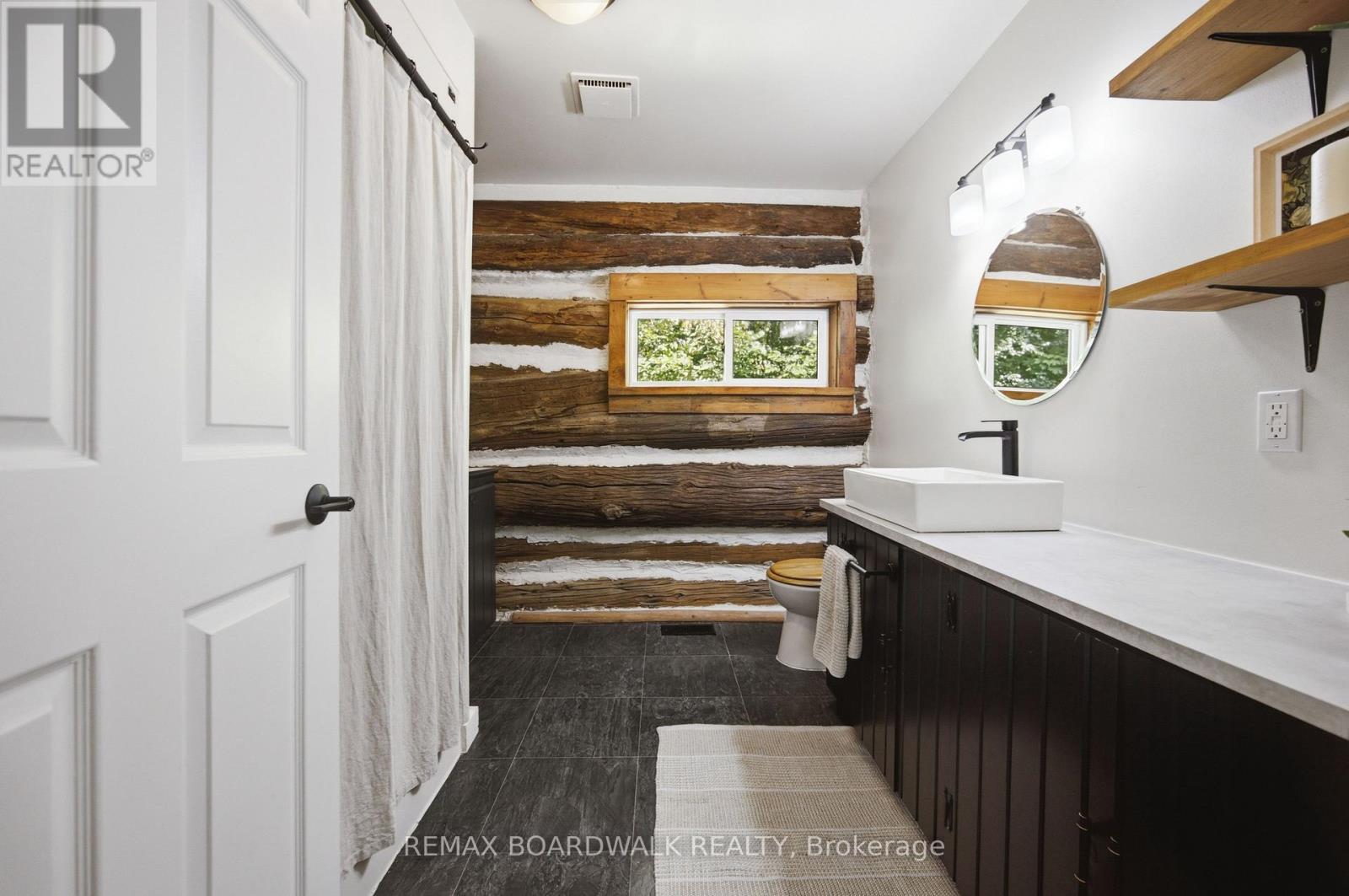 394 KENYON ROAD - 24