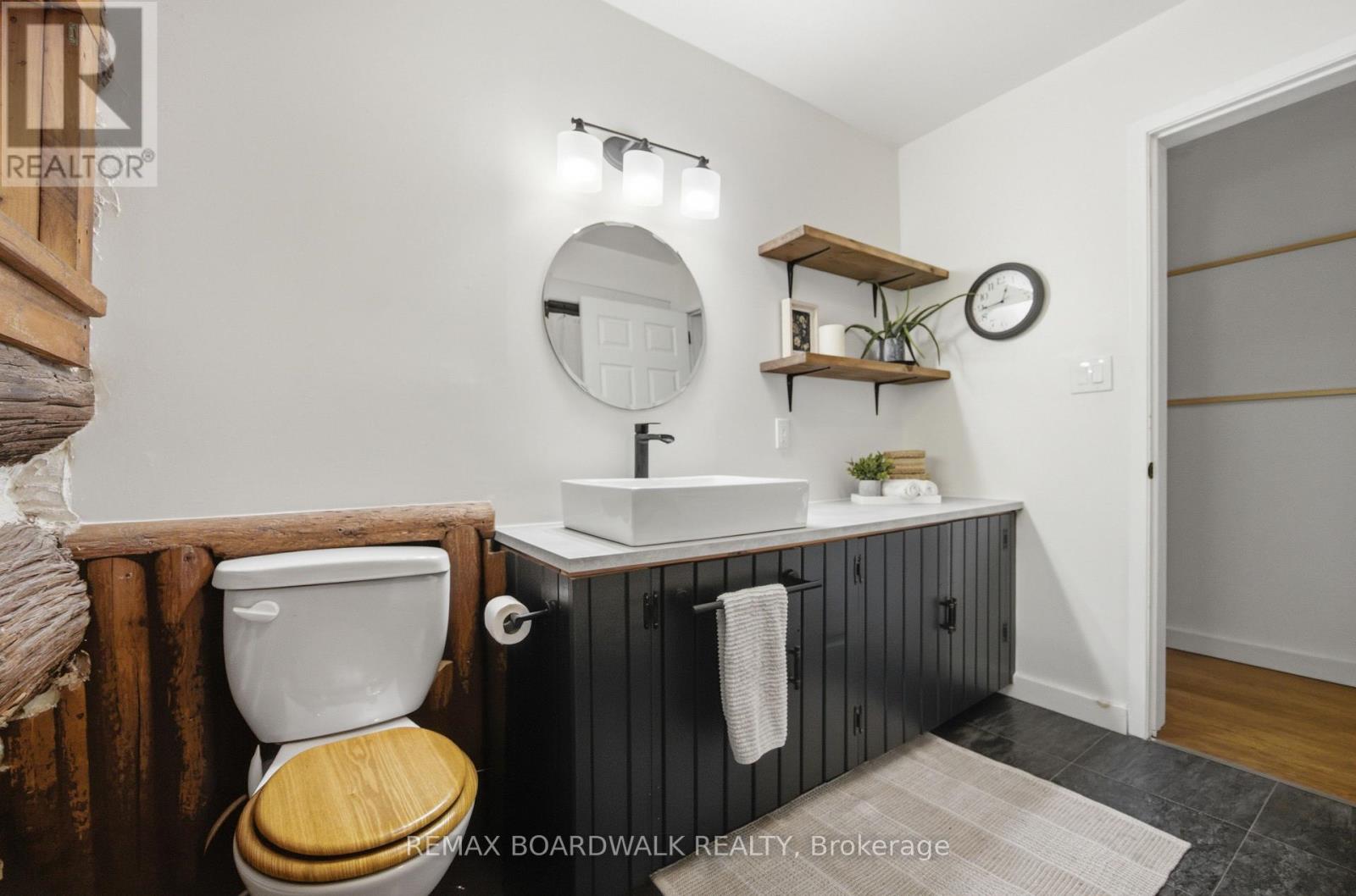 394 KENYON ROAD - 25
