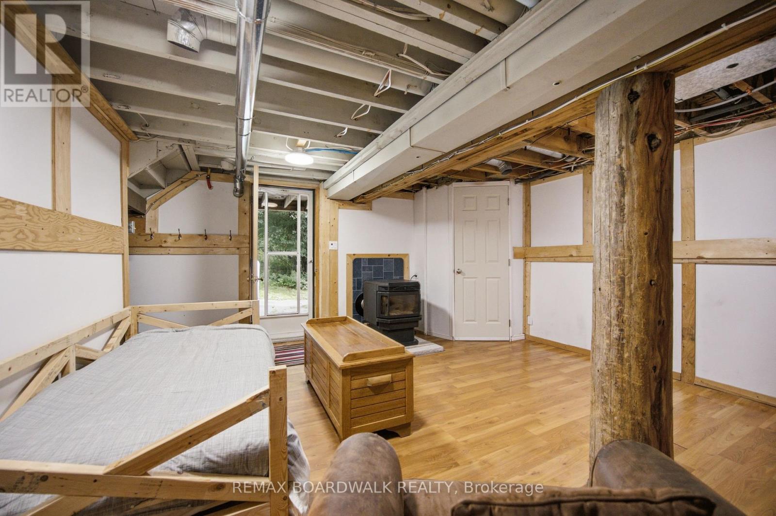 394 KENYON ROAD - 27