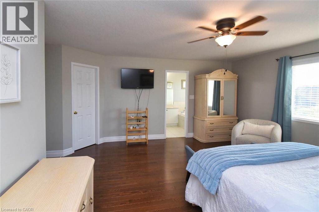 188 HUNTER Way - 22