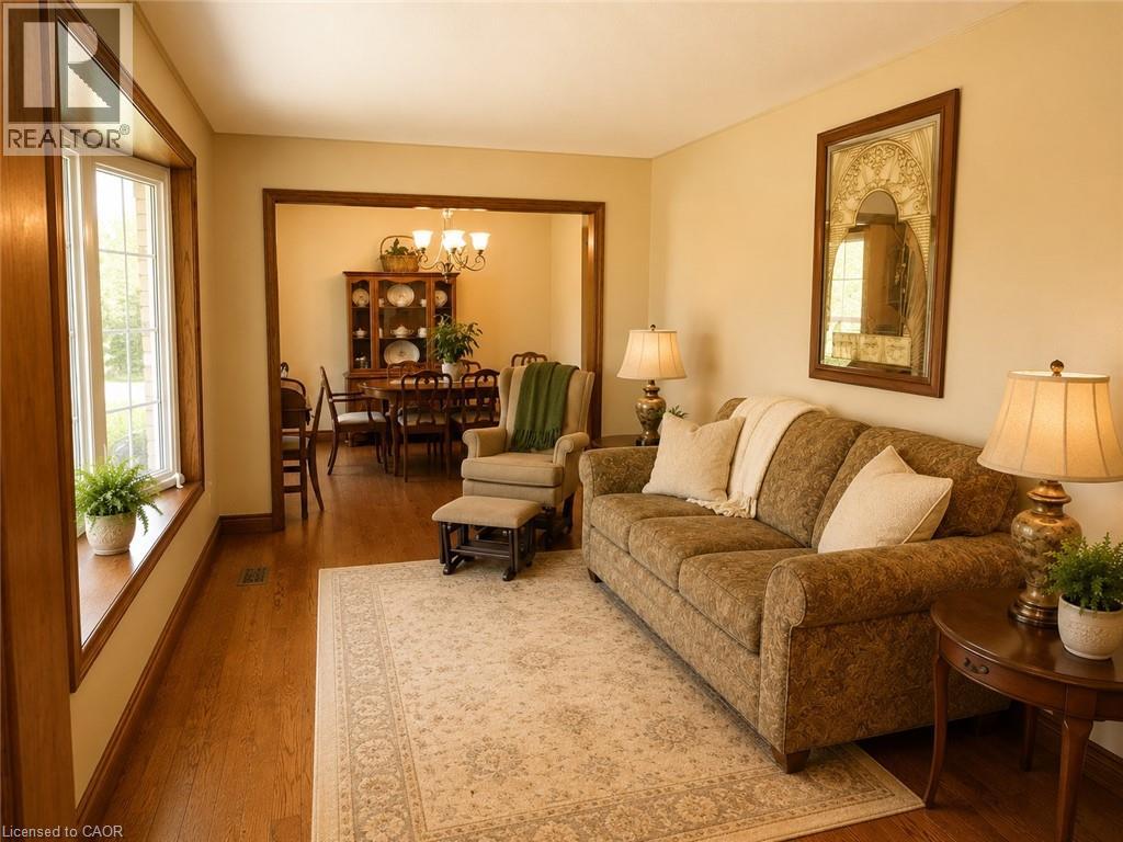 8350 YOUNG Street - Image 48