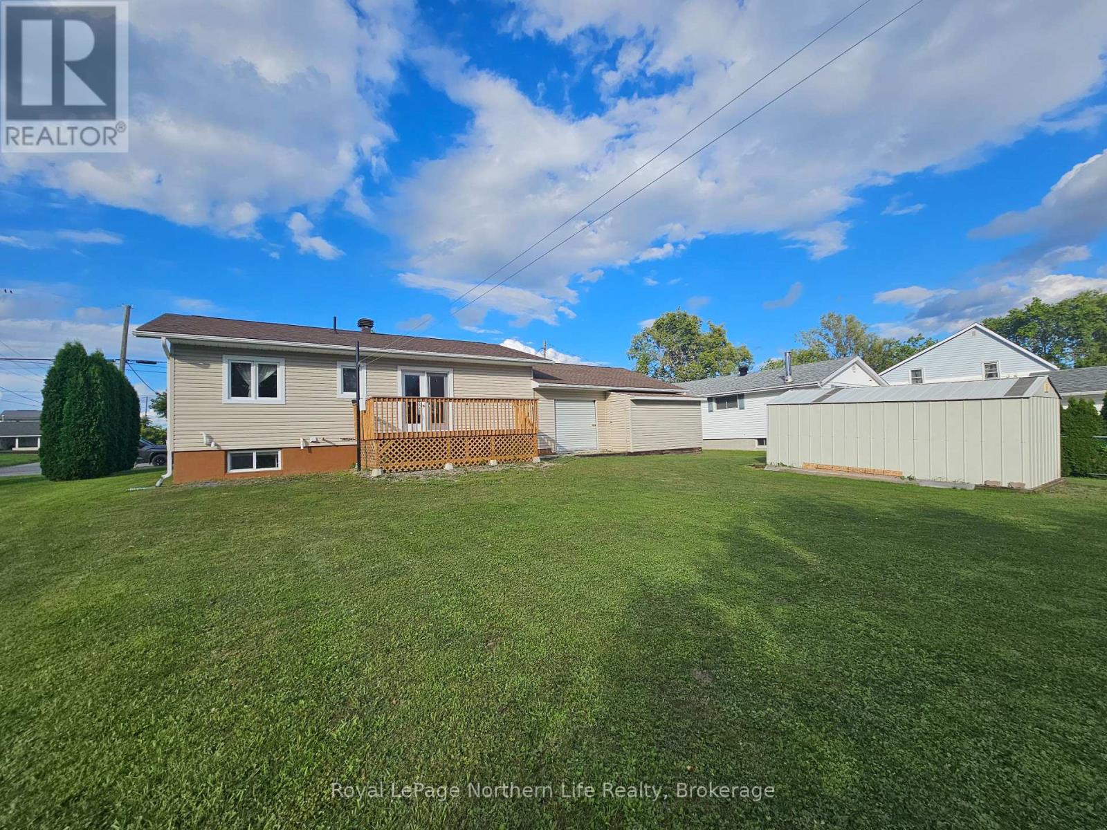 152 PINE STREET W - 5