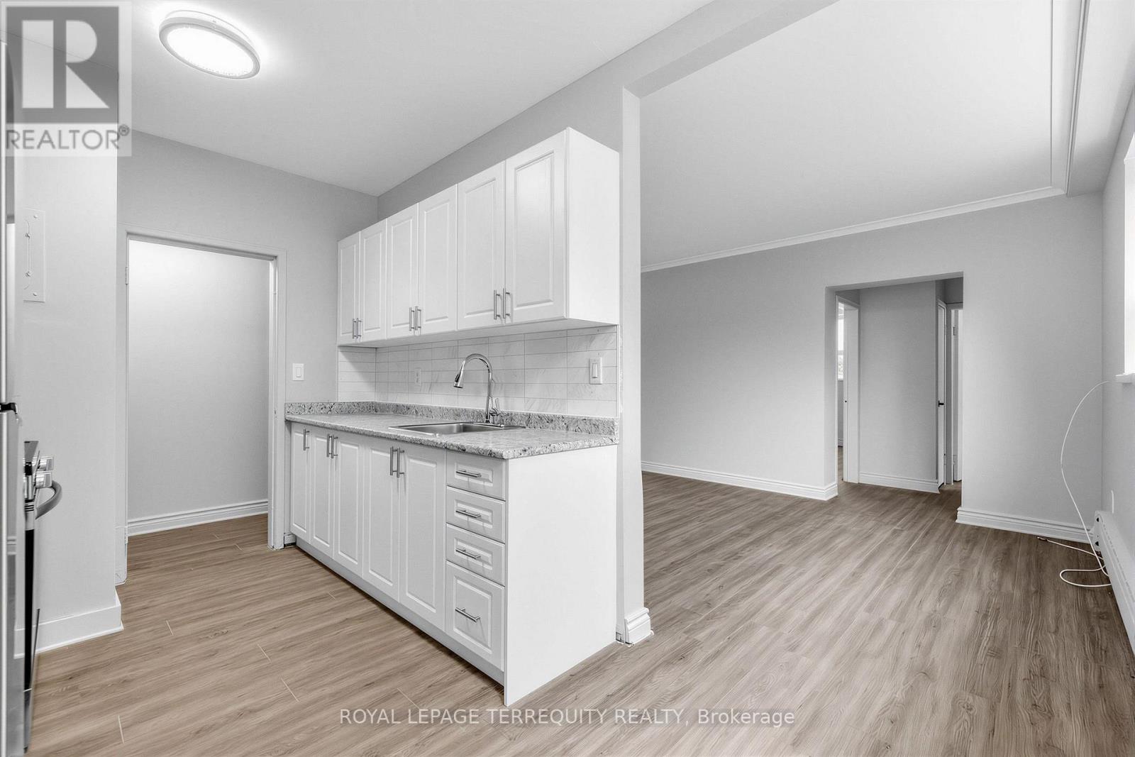 Photo of 2548 Keele Street