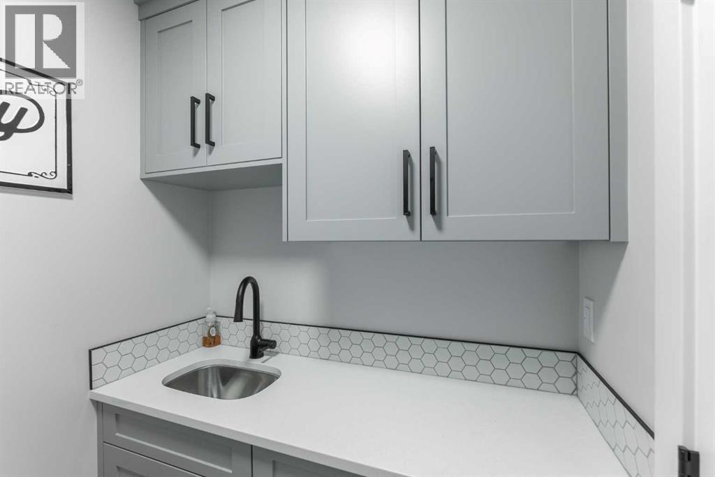 2006 30A Avenue - Image 24