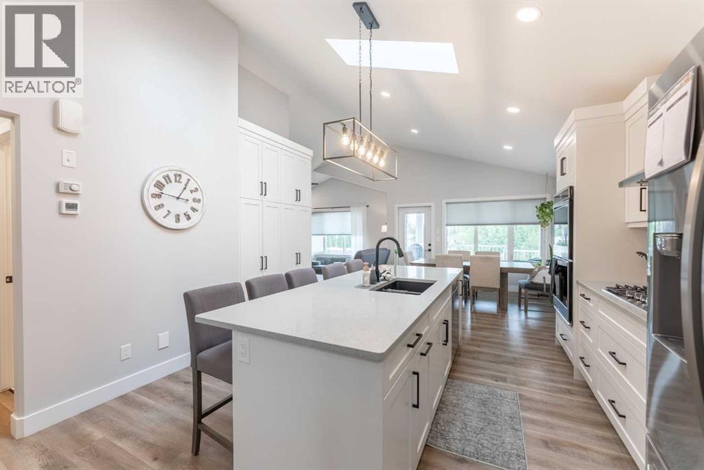 2006 30A Avenue - Image 7