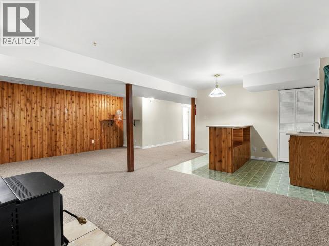 64 TAMARACK DRIVE - 14