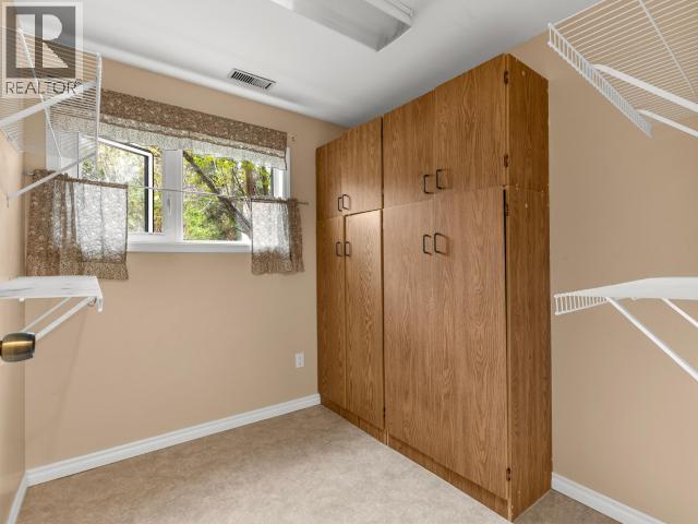 64 TAMARACK DRIVE - 17