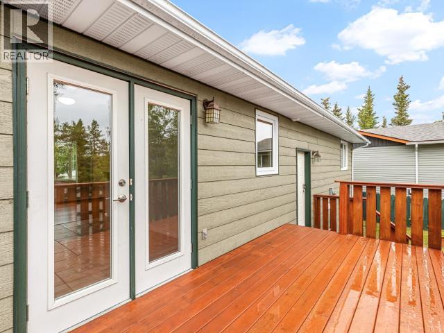 64 TAMARACK DRIVE - 20
