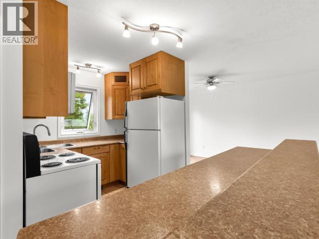 64 TAMARACK DRIVE - 6