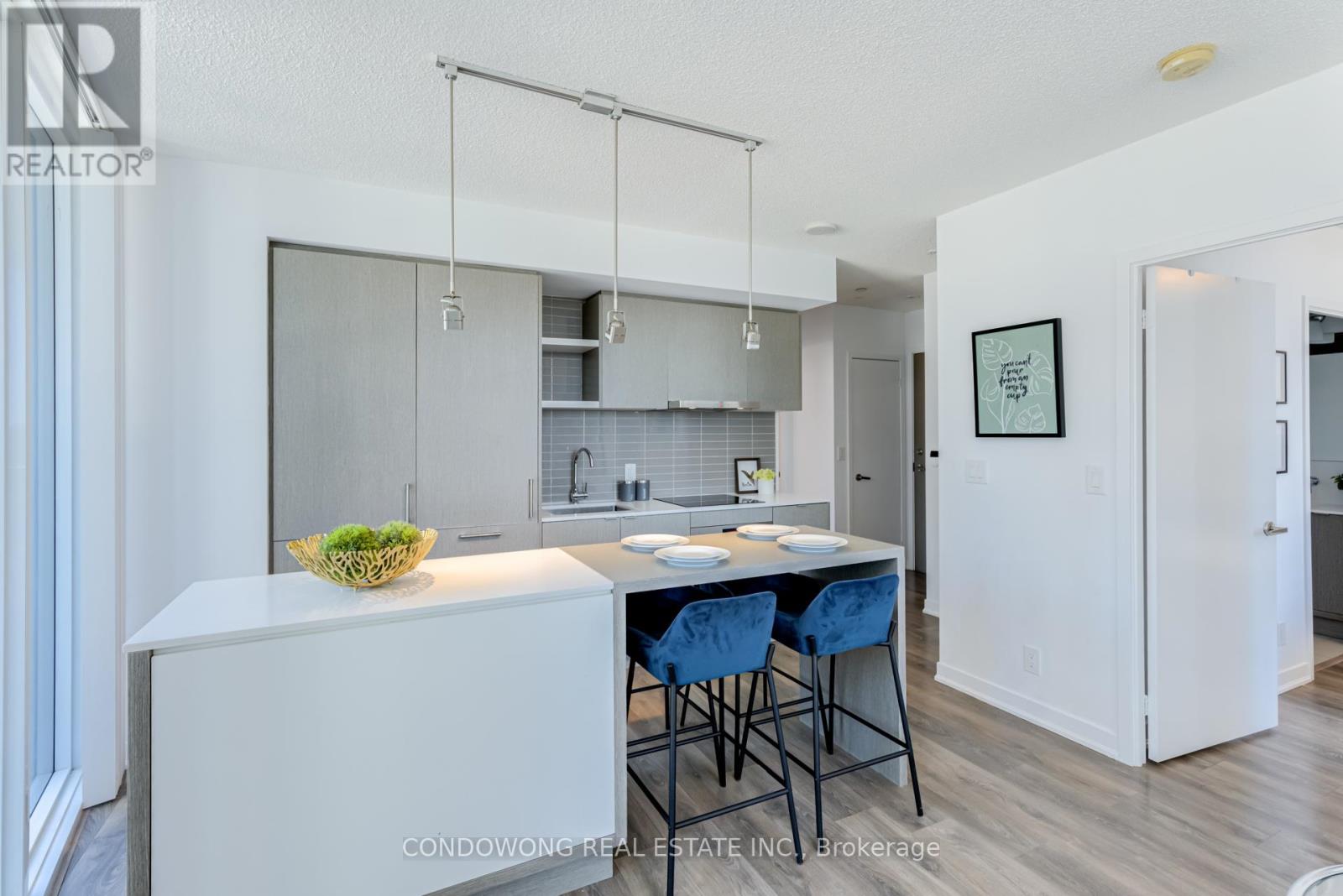 #1702 100 HARBOUR STREET - 4