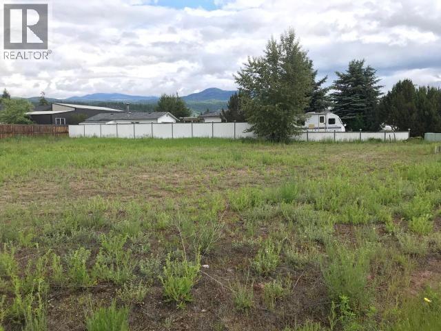 335 Oriole Way, Barriere