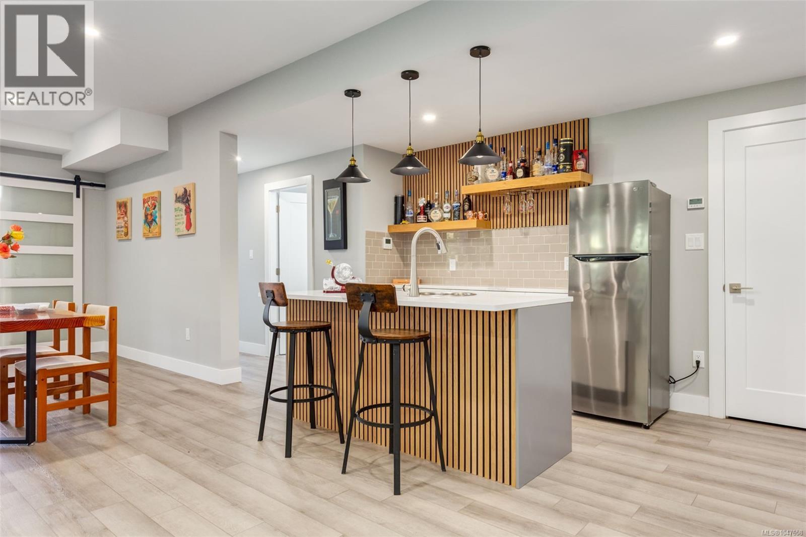 10333 Chemainus Rd, Saltair