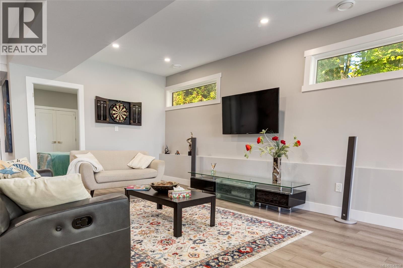10333 Chemainus Rd, Saltair