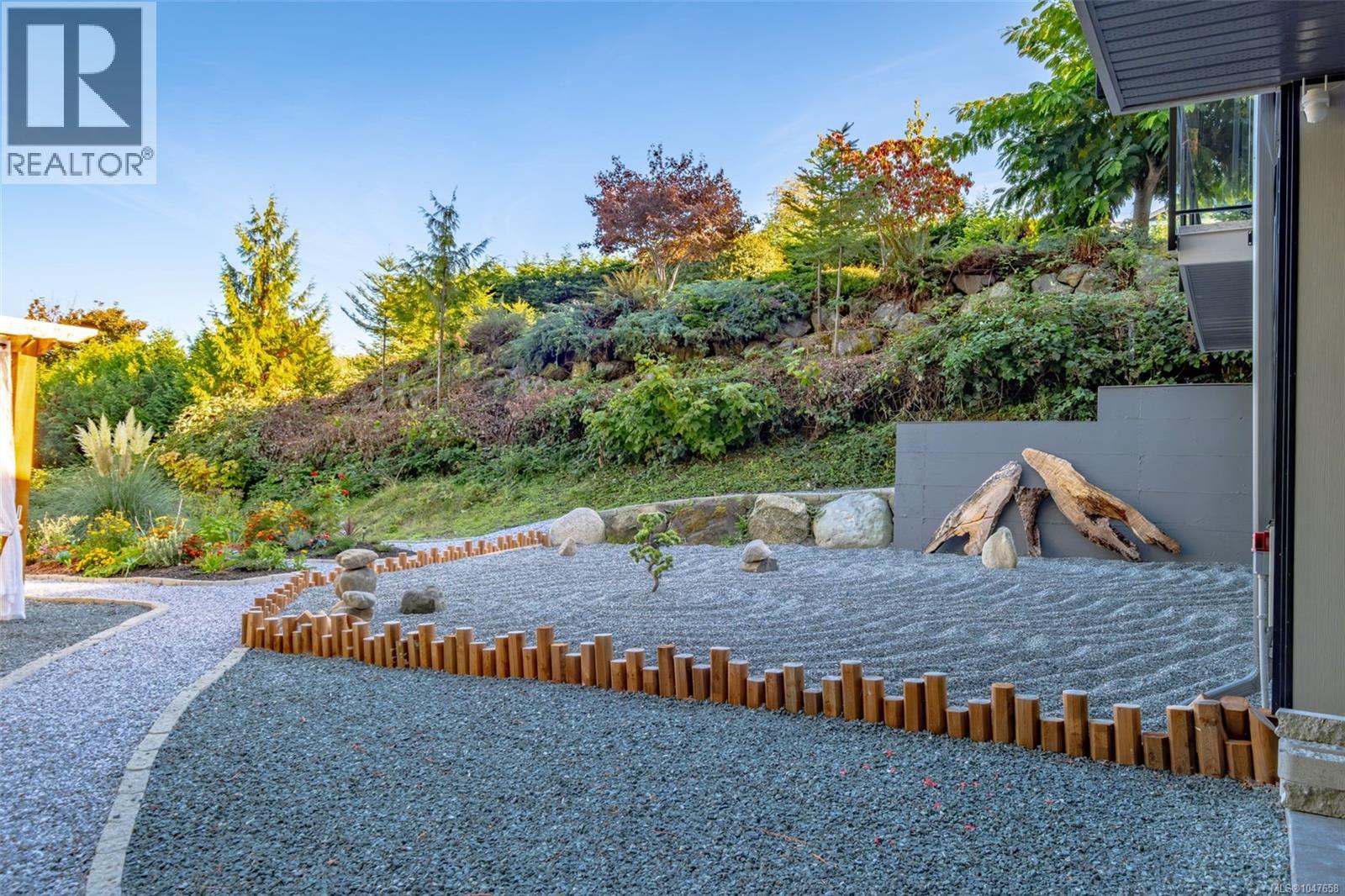 10333 Chemainus Rd, Saltair