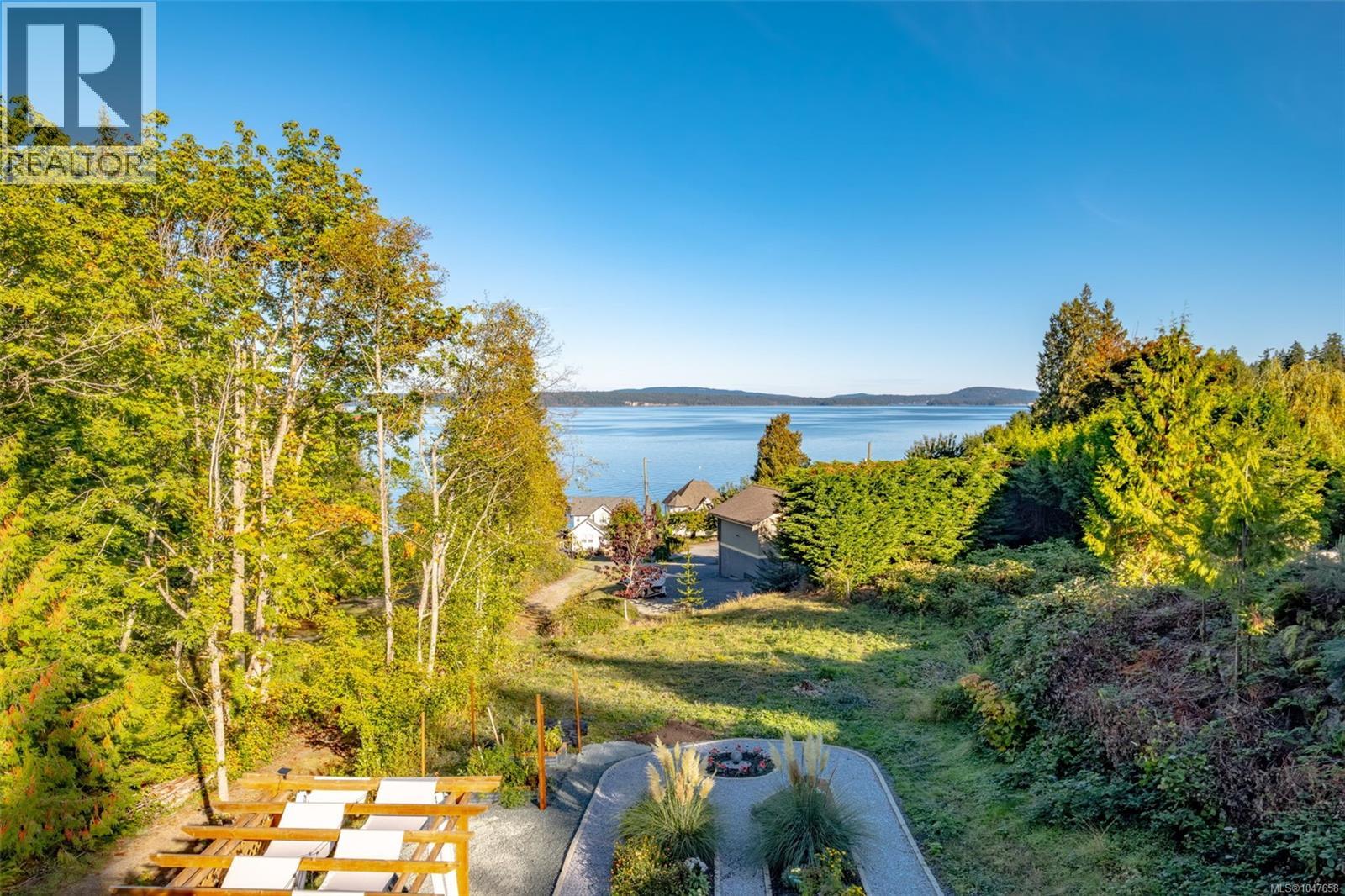 10333 Chemainus Rd, Saltair