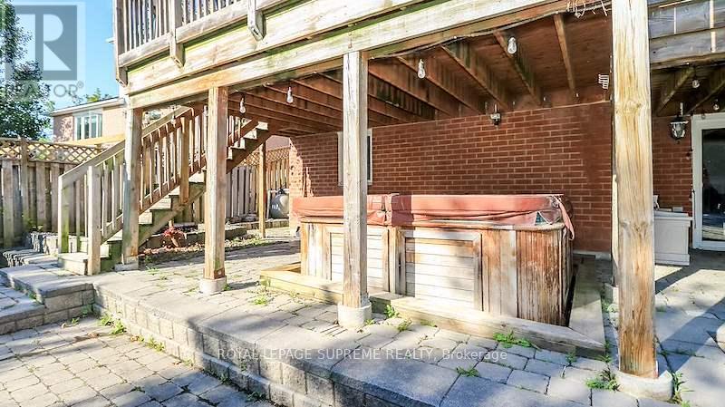 2169 JANS BOULEVARD - 38