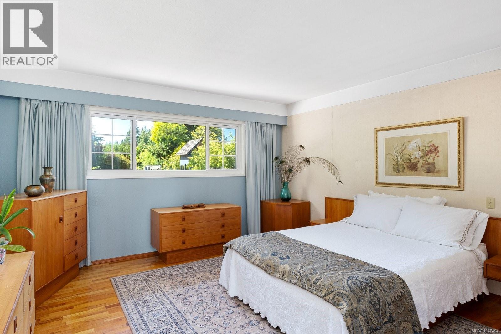 6224 Robin Way, Central Saanich