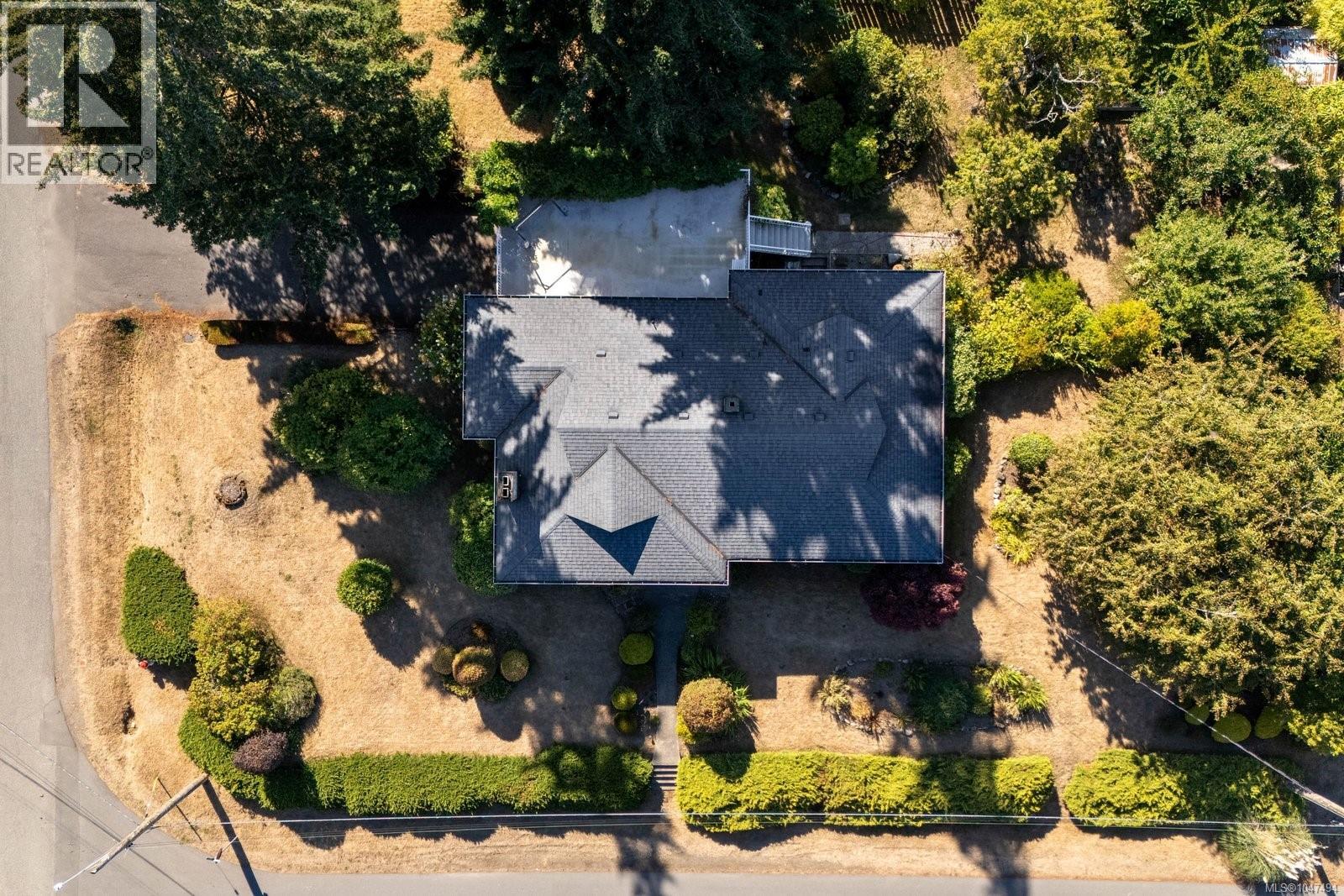 6224 Robin Way, Central Saanich