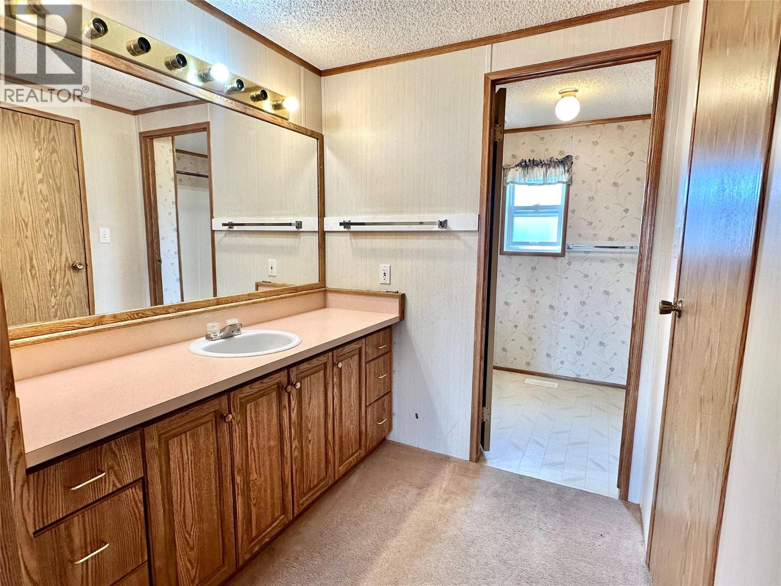 908 BLAKEBOROUGH Avenue - 34