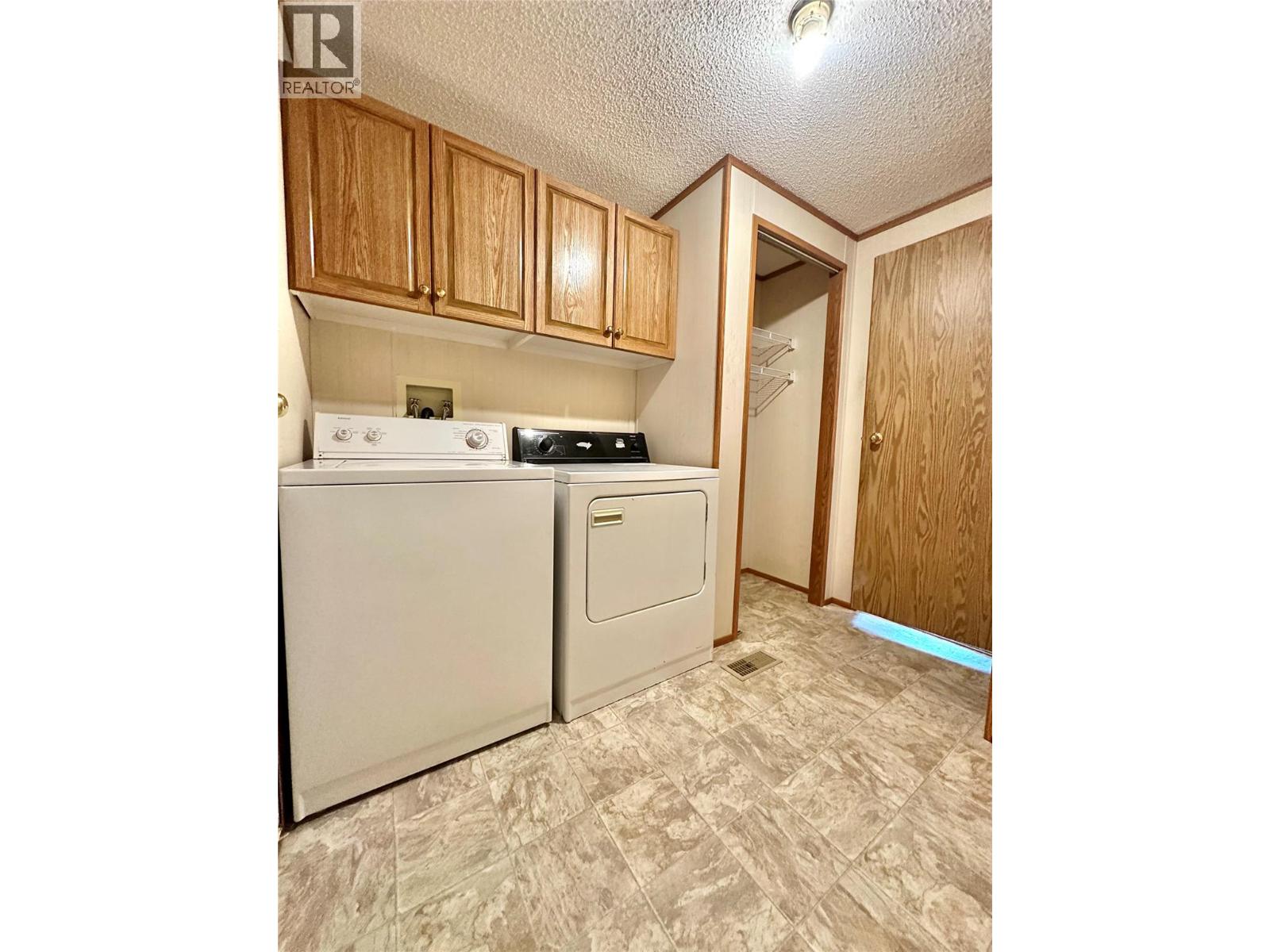 908 BLAKEBOROUGH Avenue - 28