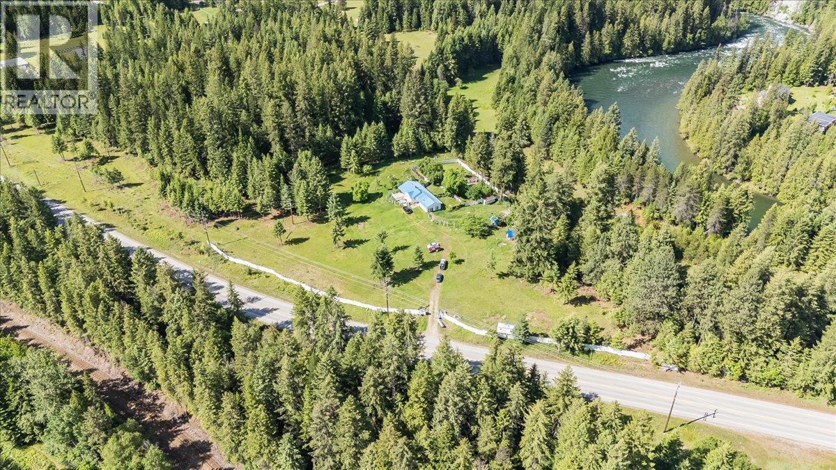 2621 3A Highway, Castlegar