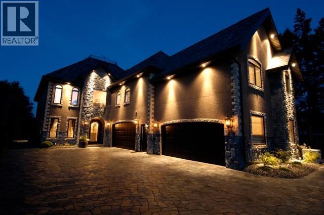  3517 Lakeshore Road, Kelowna