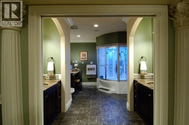  3517 Lakeshore Road, Kelowna