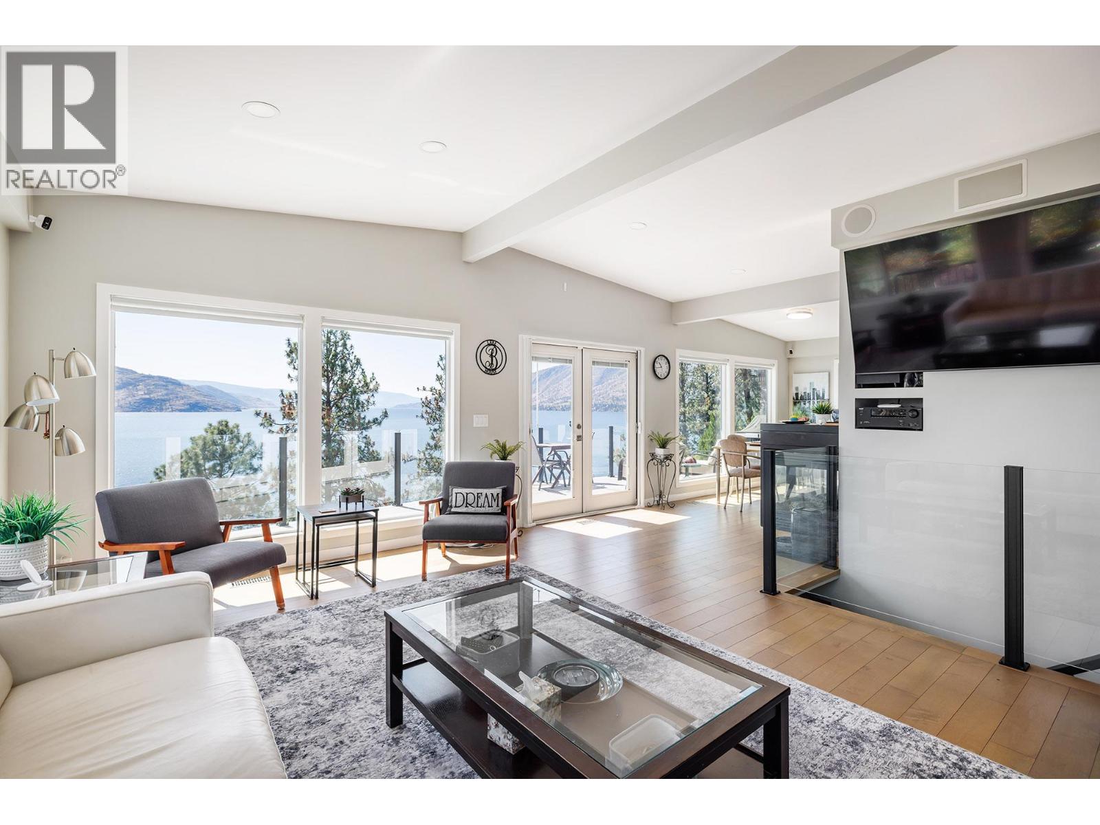 6415 Renfrew Road - 3
