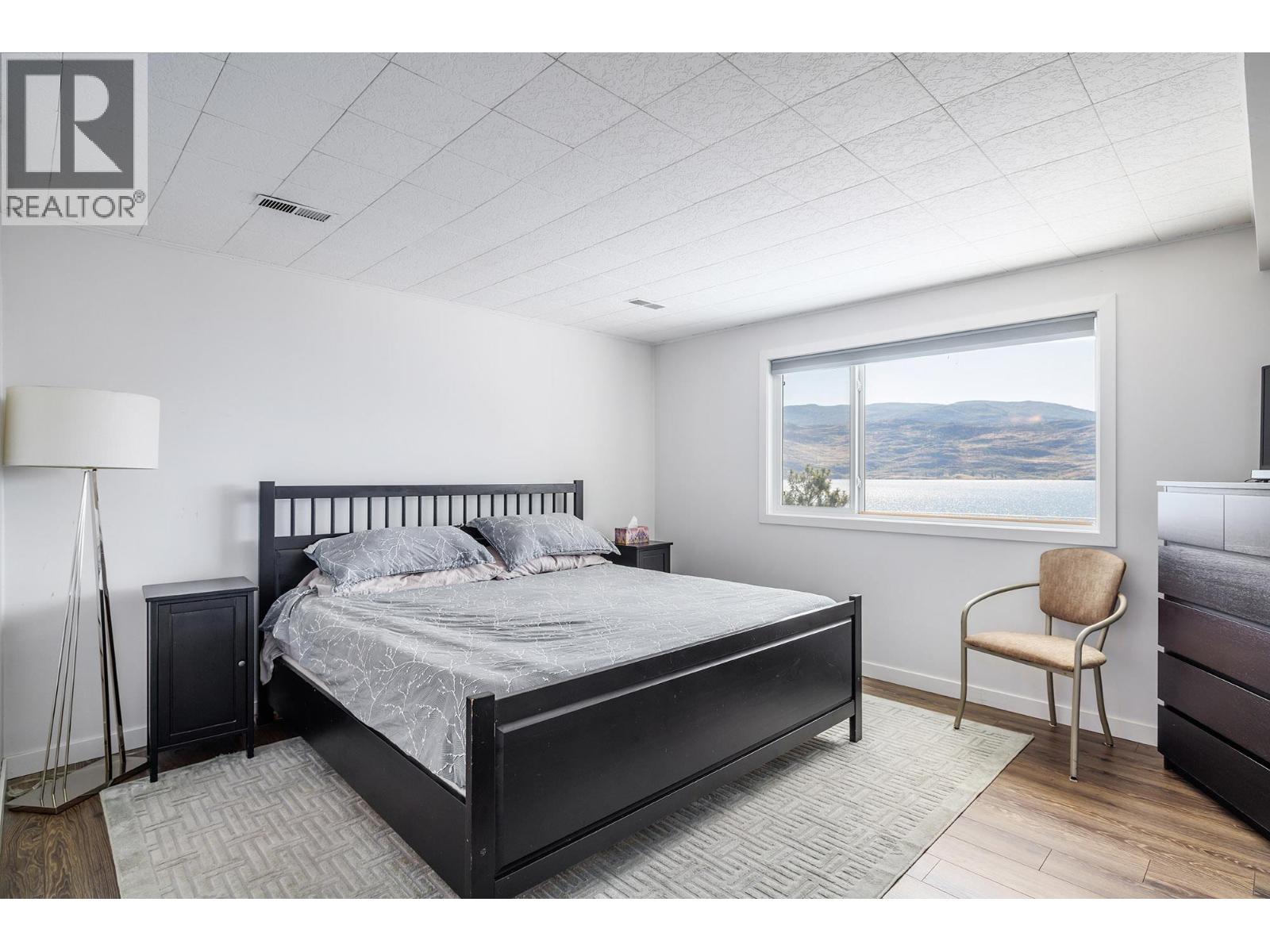 6415 Renfrew Road - Image 18
