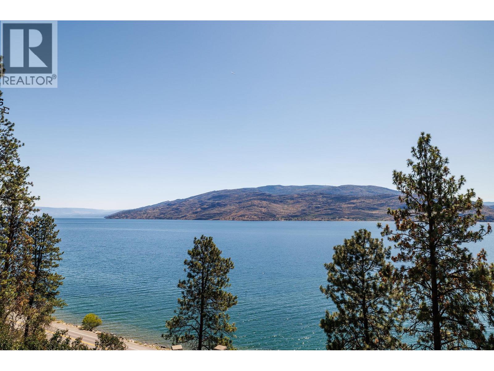 6415 Renfrew Road - 40