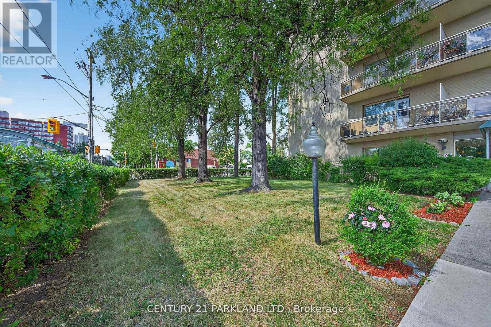 #202 2961 DUFFERIN STREET - 22