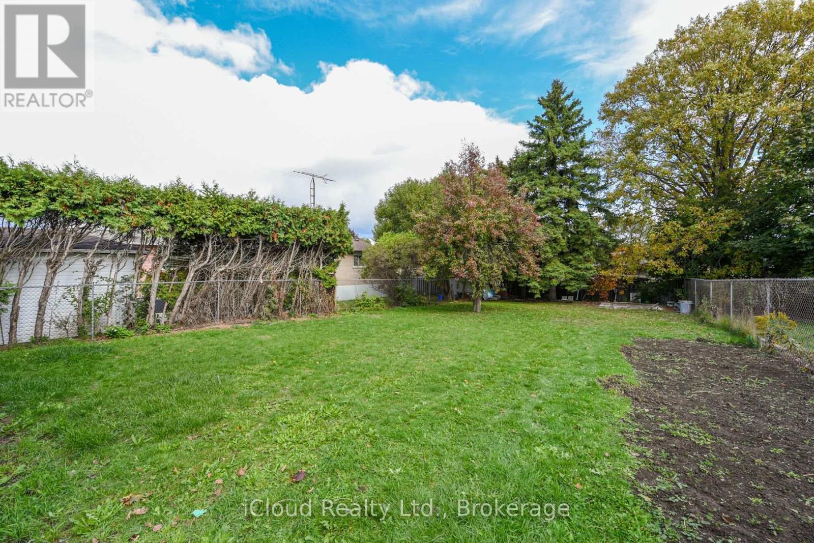 38 WELBECK DRIVE - 16