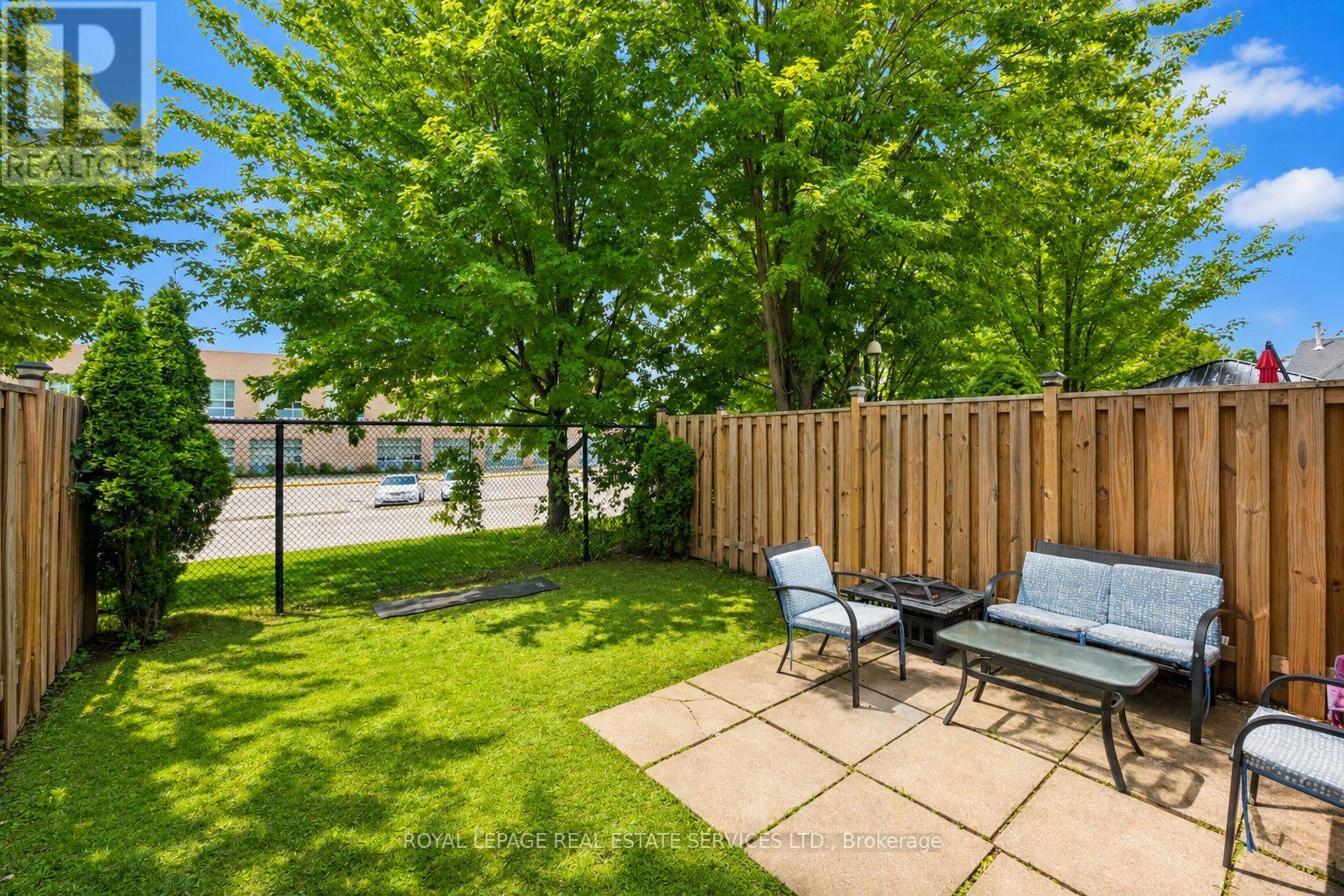 #66 1240 WESTVIEW TERRACE - Image 38