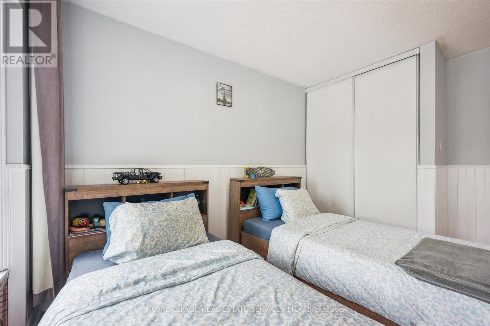 #66 1240 WESTVIEW TERRACE - Image 29