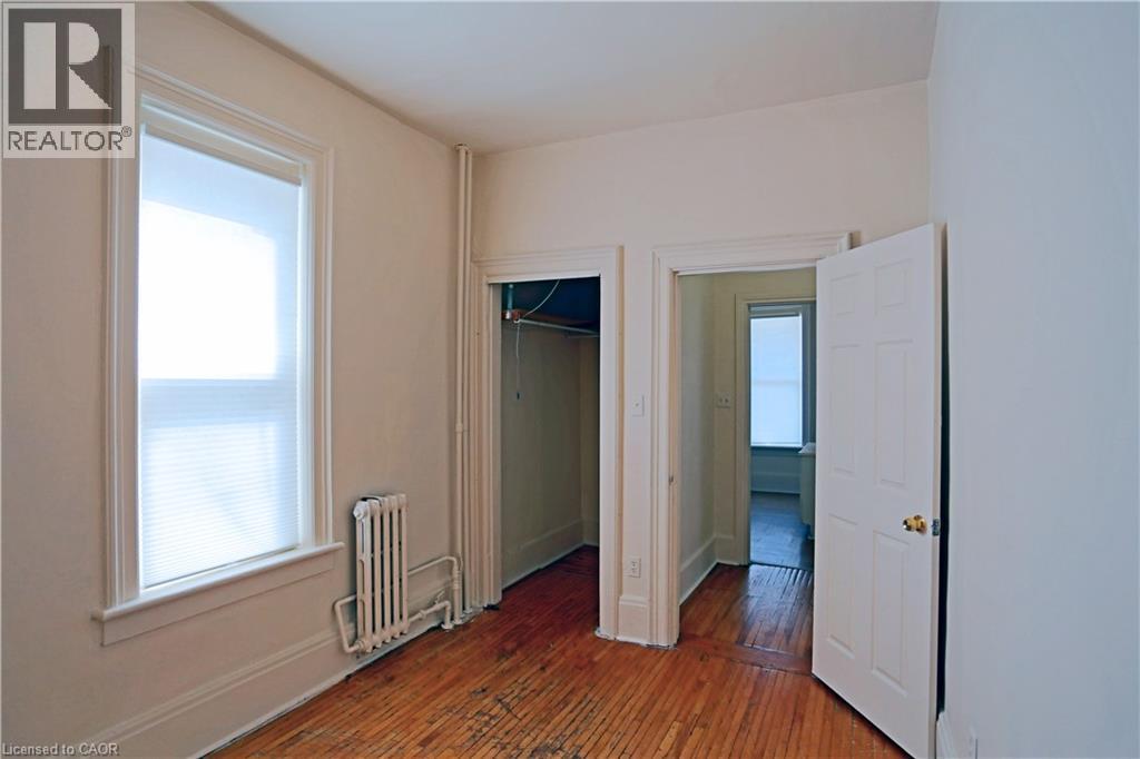 116 WEBER Street E - Image 10