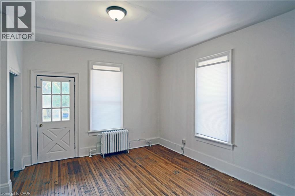 116 WEBER Street E - 2
