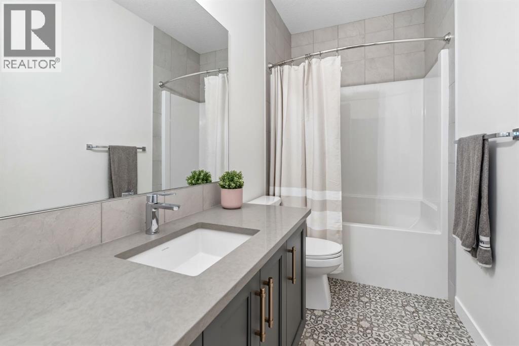 205 Precedence View - Image 25