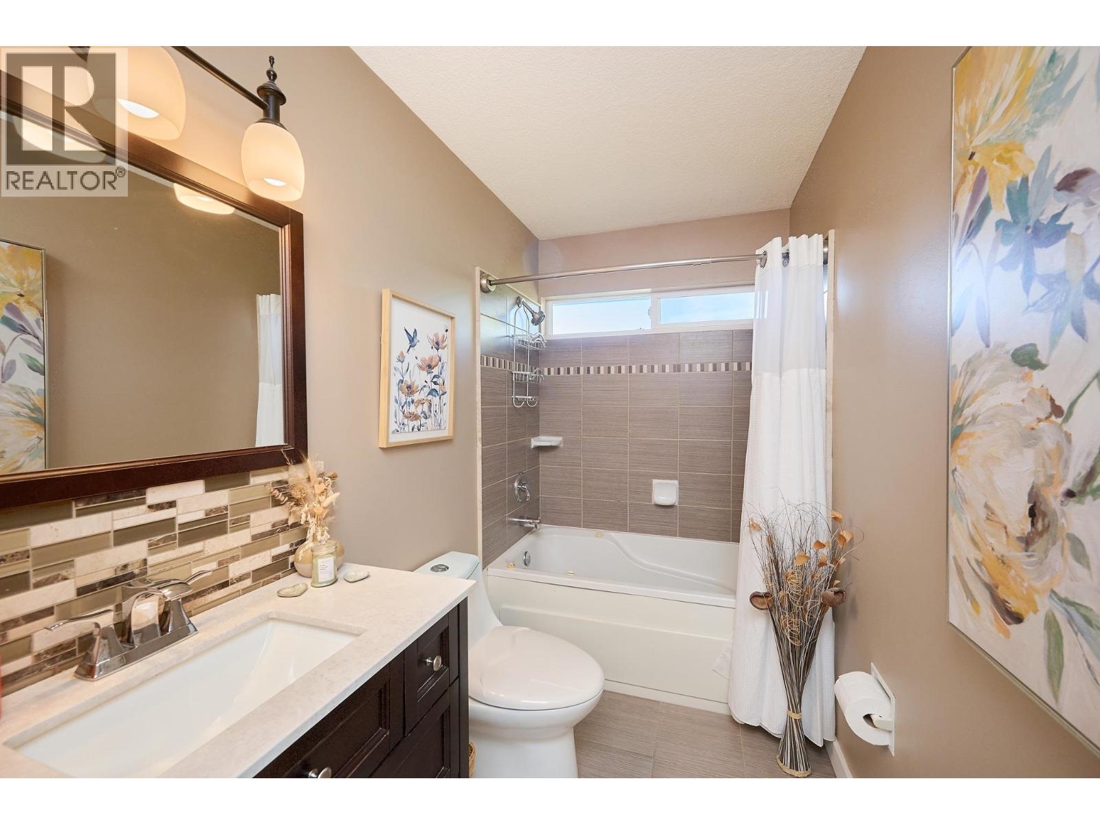 19852 116A AVENUE, Pitt Meadows