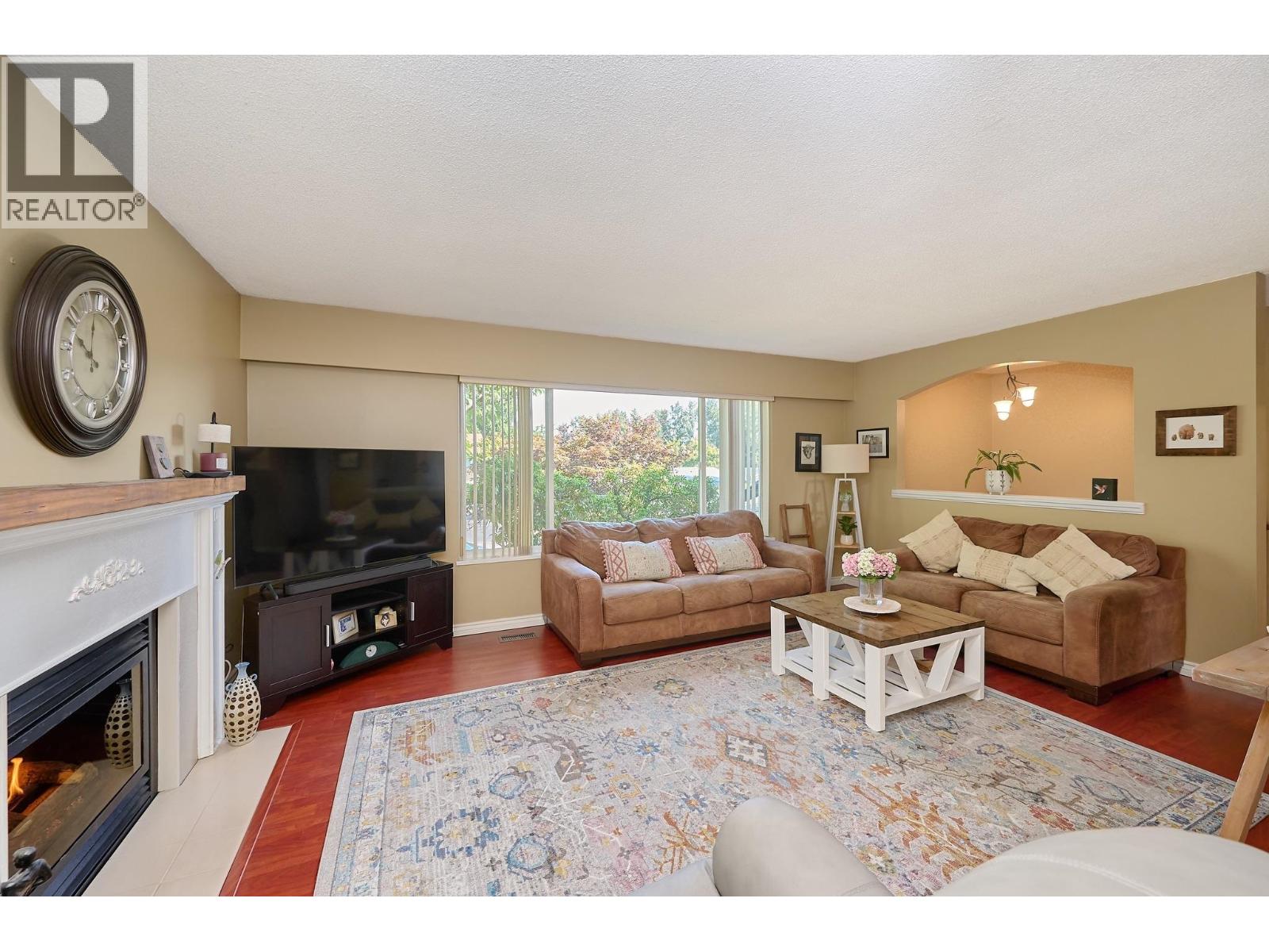 19852 116A AVENUE, Pitt Meadows