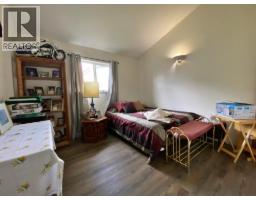 Full ensuite bathroom - 4713 Birch Lane, Barriere, BC V0E1E0 Photo 12