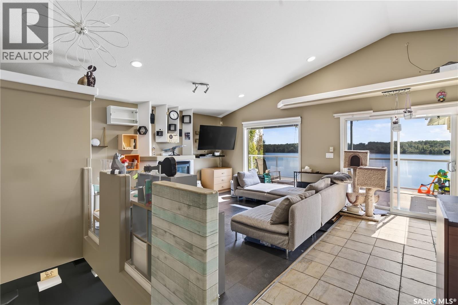 5702 Nelson Beach DRIVE - 17