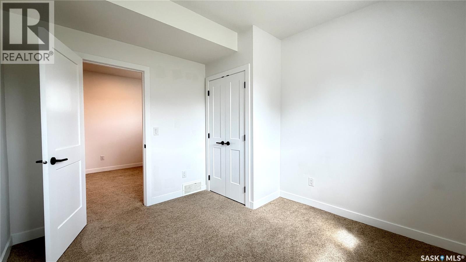 23 Chow CRESCENT - Image 41