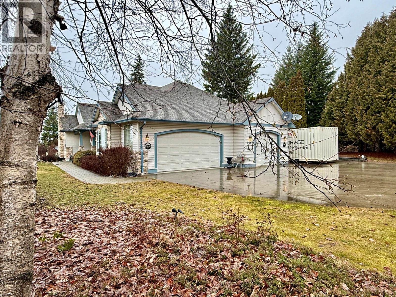3267 Roncastle Road - 32