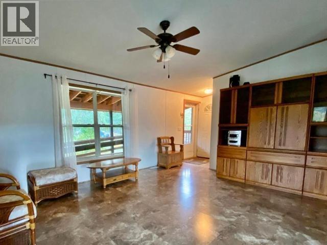 2916 BARRIERE LAKES Road - 27