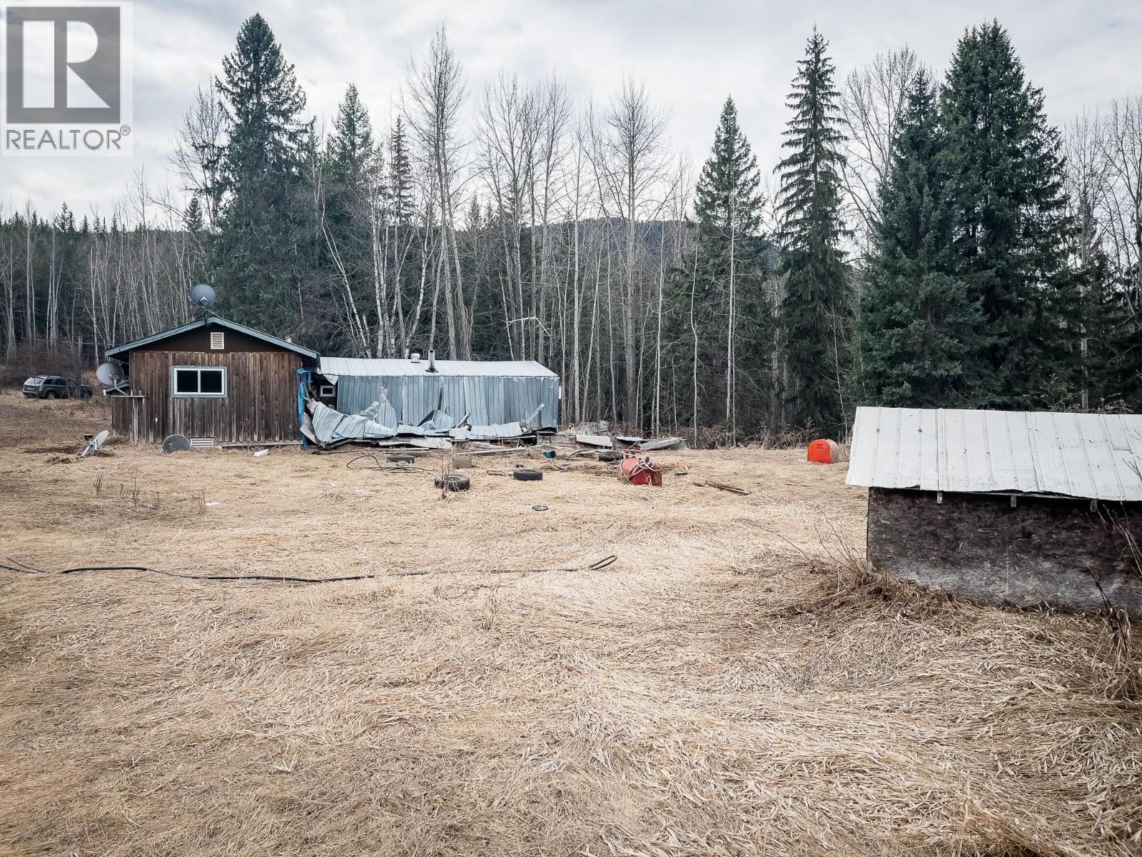3584 Barriere South Road, Barriere